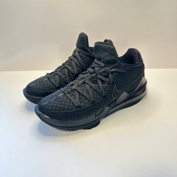 Nike LeBron 17 Low “Triple Black” Men’s Basketball Shoes – Size US 8 / EUR 41 - Picture 3 of 9